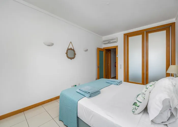 Quinta Da Barracuda Prime Sea View 公寓 *